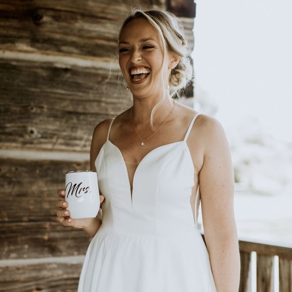 Meet your Posher, Jessica - Picture 1 of 1